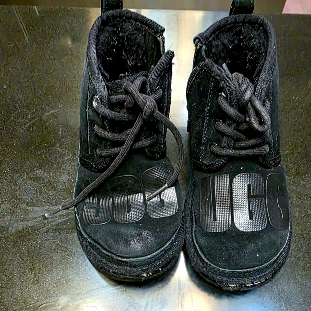 UGG toddler size 11C